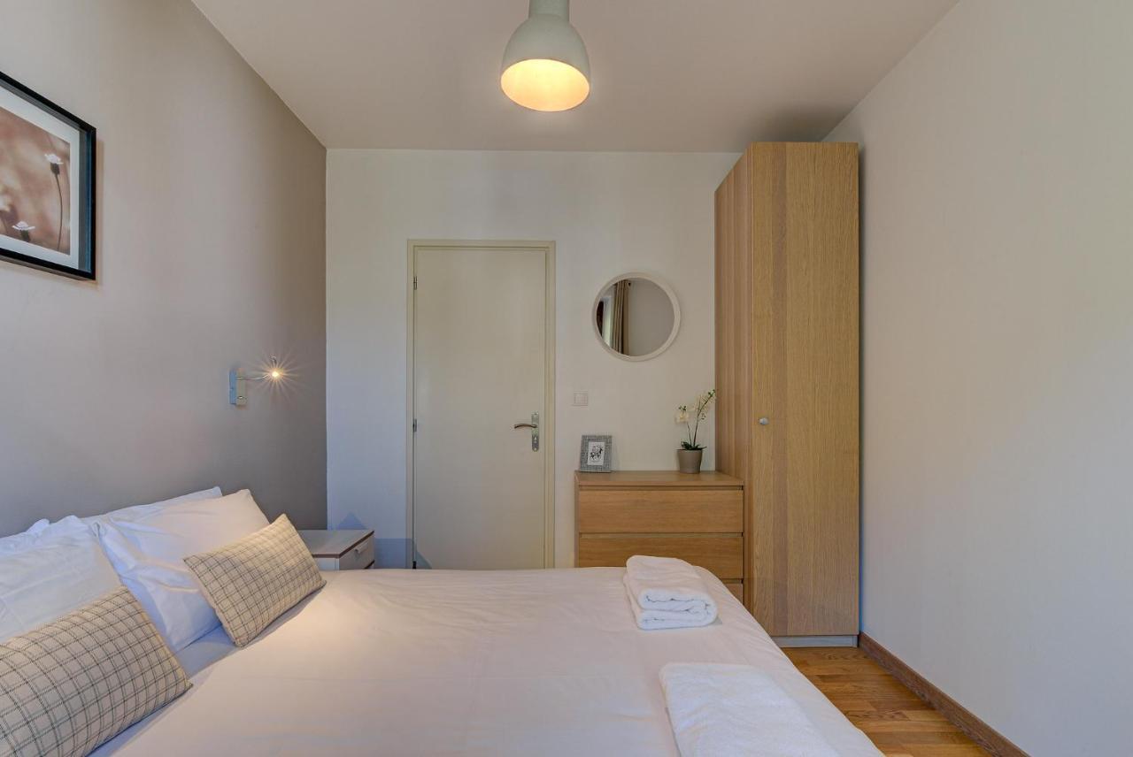 Apartment La Roseraie - Alpes Travel - Central Шамони Екстериор снимка